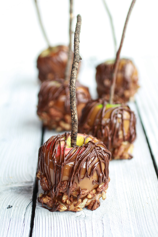 caramel apples