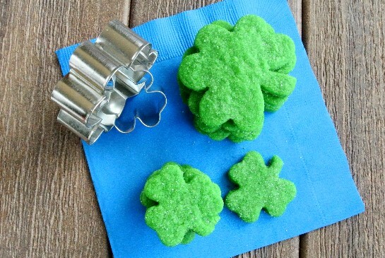 vegan shamrock cookies via vegan in the freezer