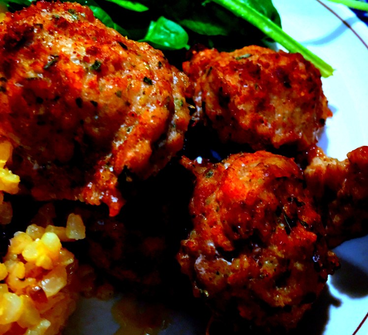 chicken-meatballs-ras-el-hanout-close-up-via-the-sugarapple