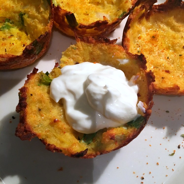 potato-cups-sour-cream-seasoned-with-charlies-spicy-seasoning-blend